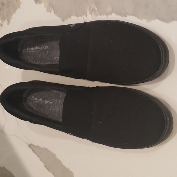 Grasshoppers ladies loafers size 11